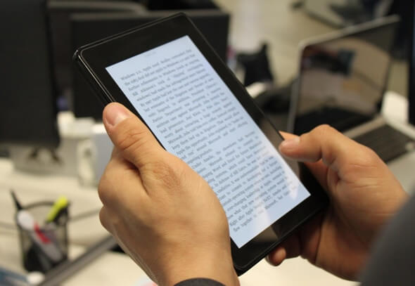 amazon kindle fire reading book