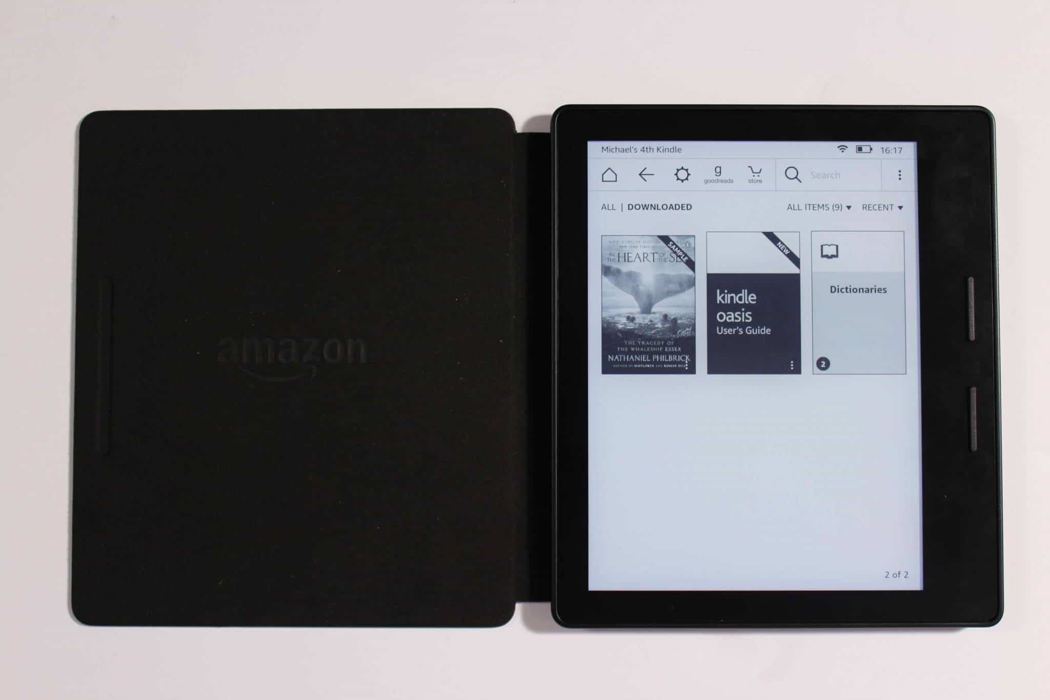 Amazon Kindle Oasis Review - Good e-Reader