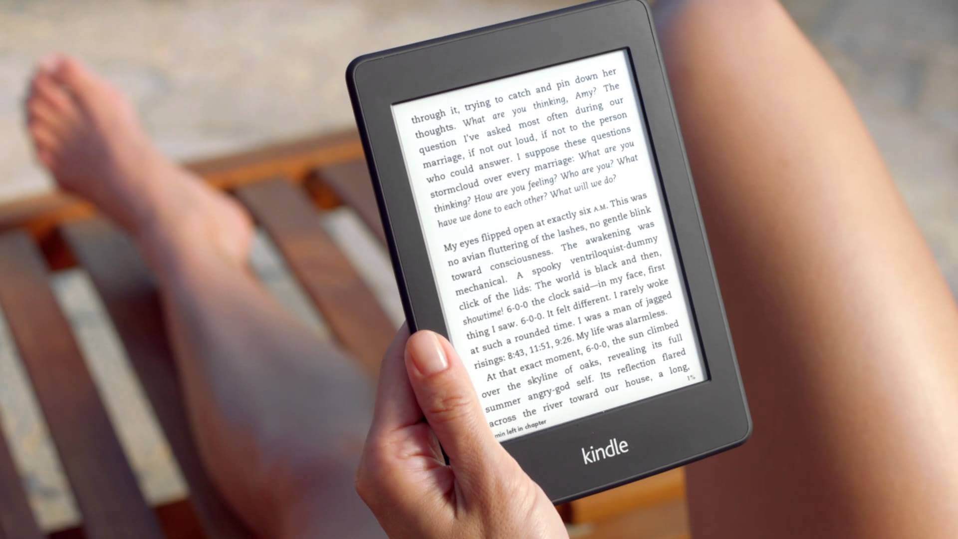 Kindle (2014) review: Everything you want in an e-reader except a  light - CNET