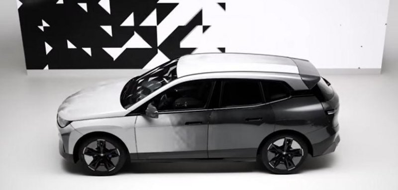  El SUV eléctrico BMW iX Flow que usa piel E Ink puede cambiar su propio color exterior