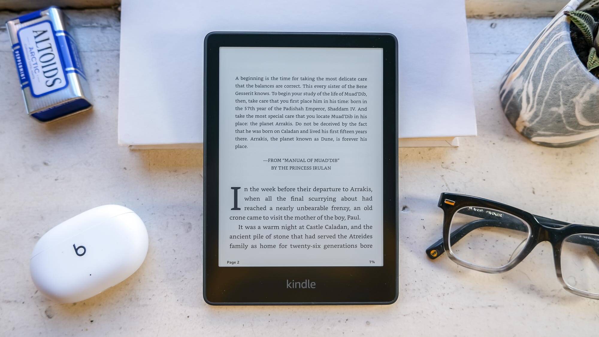 Kindle Paperwhite 2015 vs All-new Kindle 2022 Comparison 