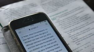 smartphone ebook reading