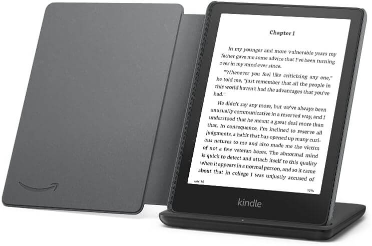 Kindle Paperwhite Signature Edition Essentials Bundle – Without