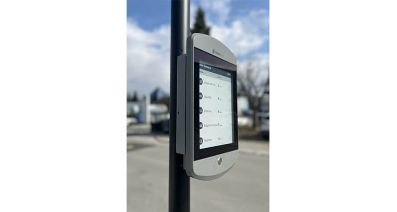 bus arrival devices with text to speech capability